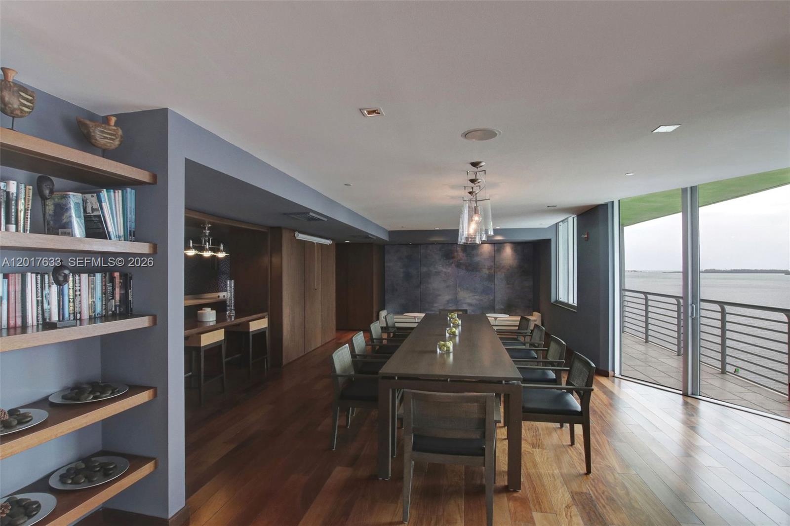 335 S Biscayne Blvd #4205, Miami FL 33131