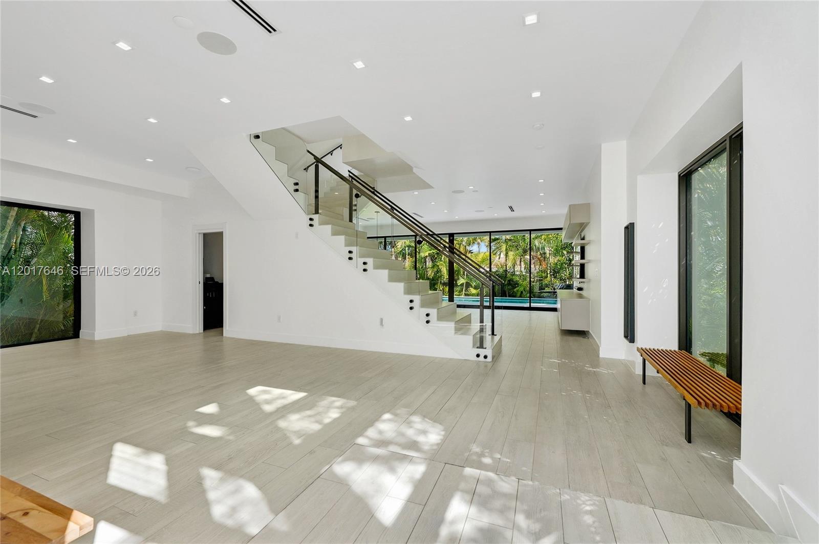 1311 Bay Dr, Miami Beach FL 33141