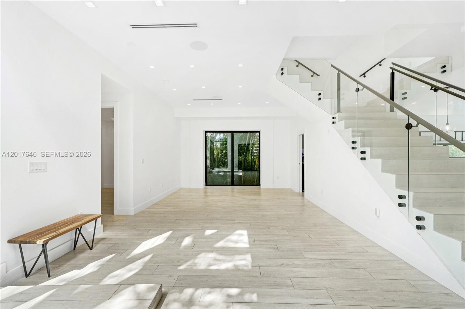 1311 Bay Dr, Miami Beach FL 33141