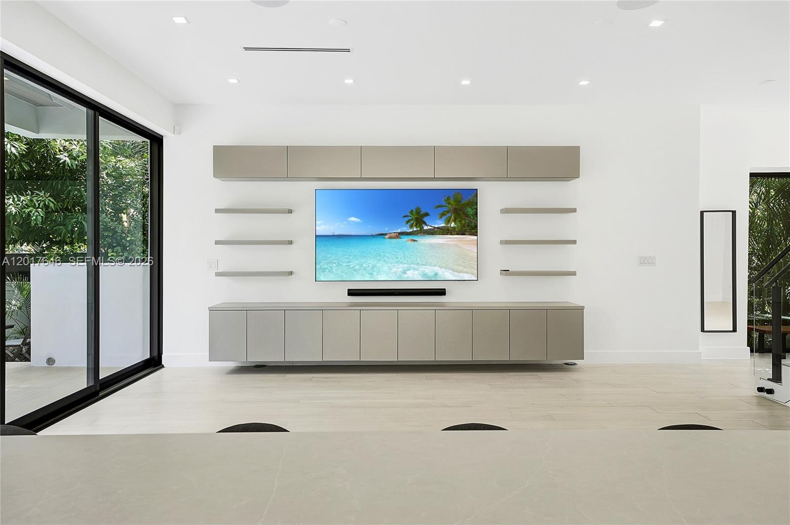 1311 Bay Dr, Miami Beach FL 33141