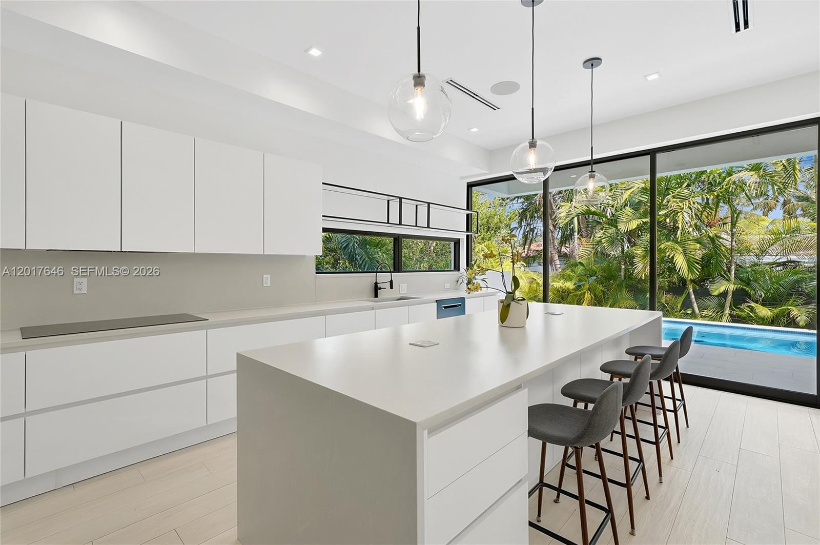 1311 Bay Dr, Miami Beach FL 33141