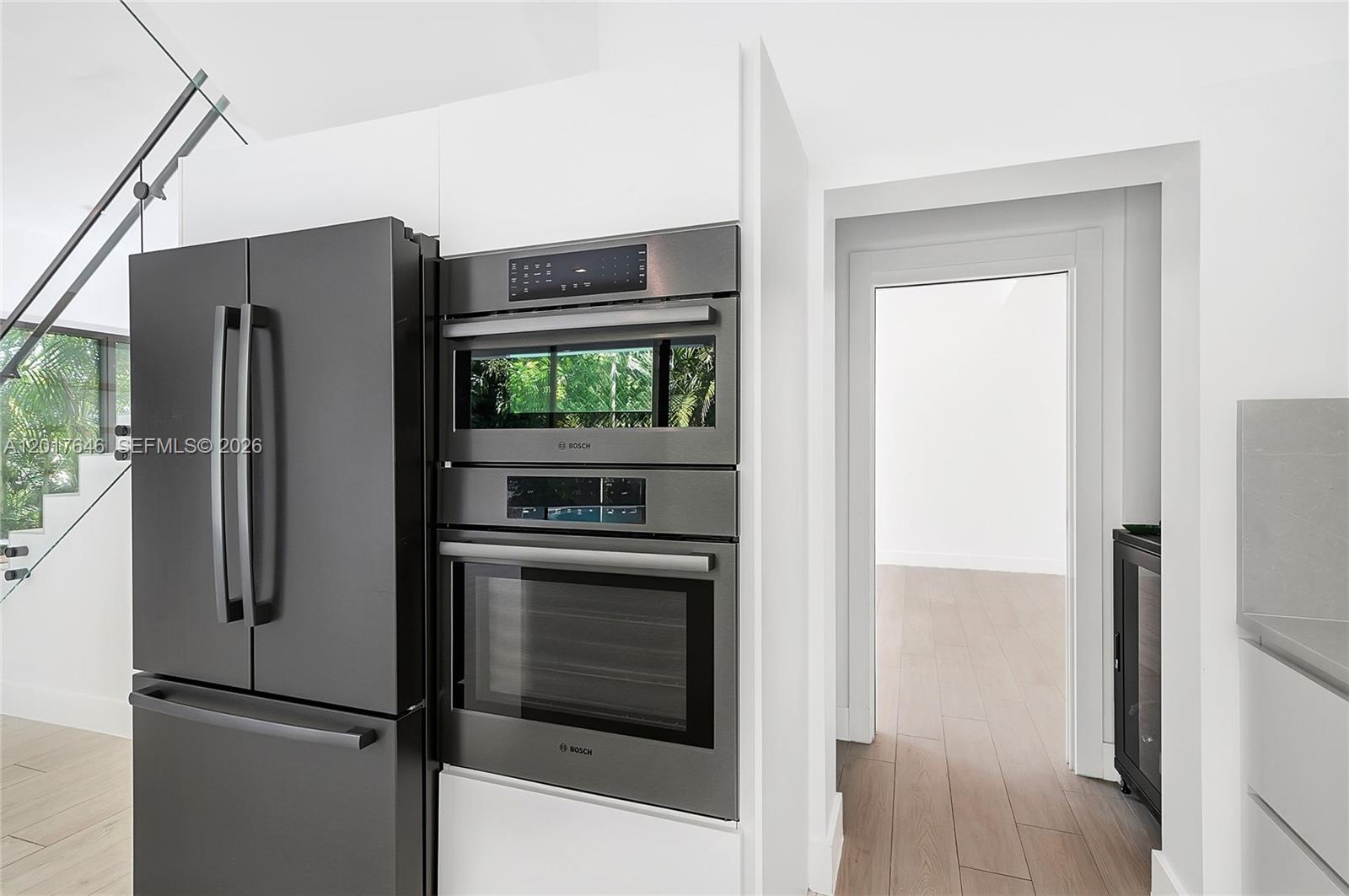 1311 Bay Dr, Miami Beach FL 33141