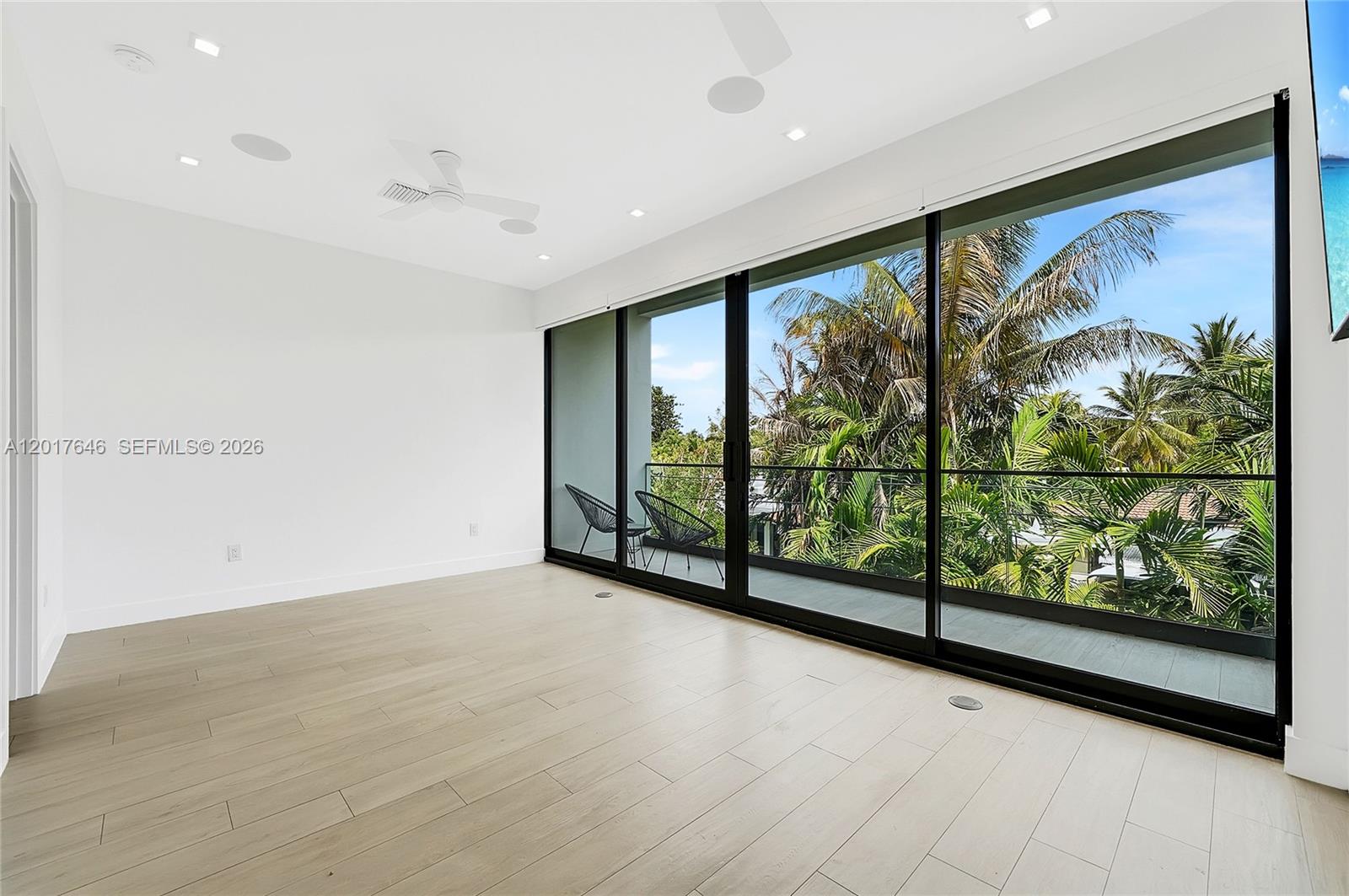 1311 Bay Dr, Miami Beach FL 33141