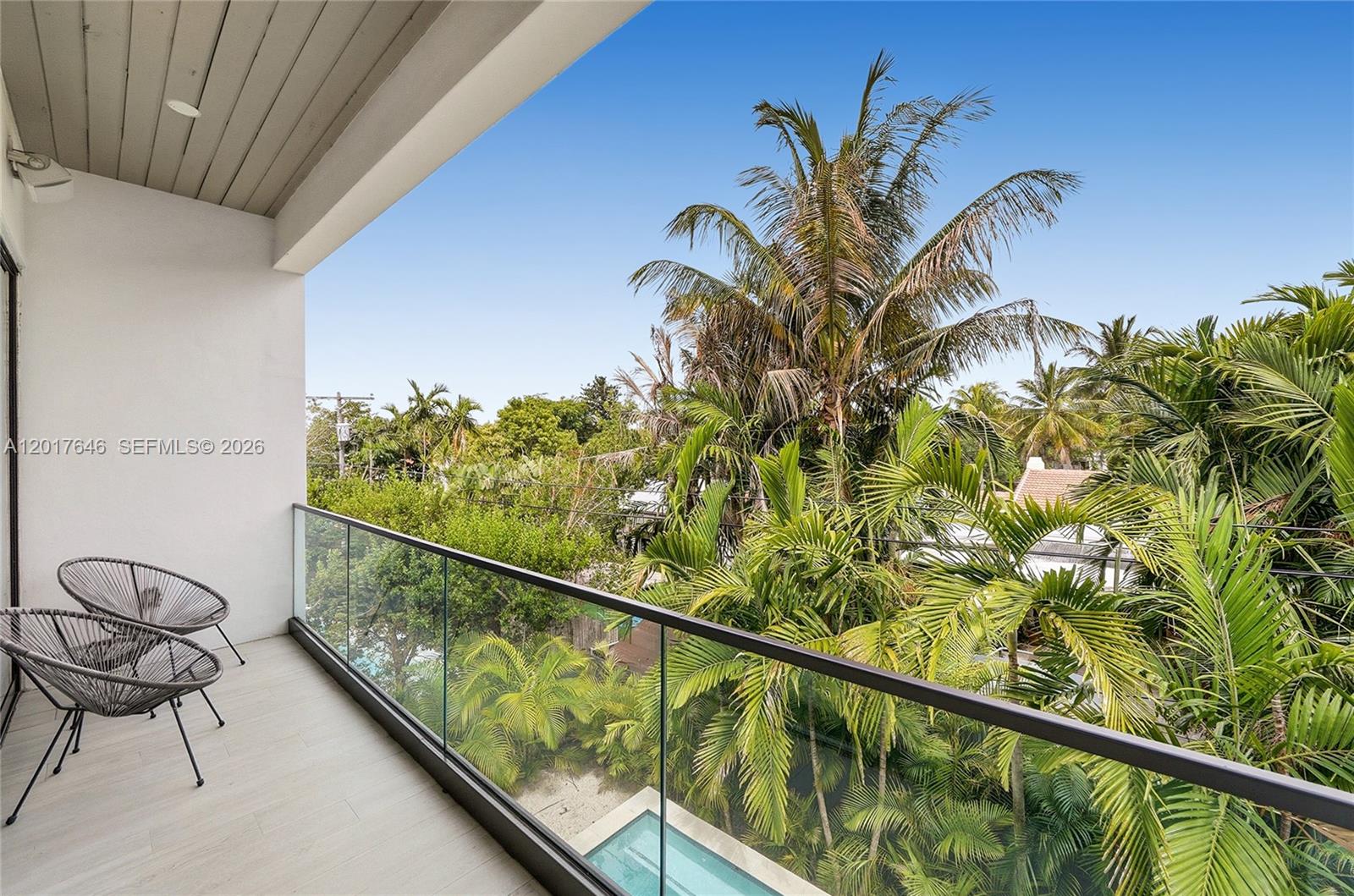 1311 Bay Dr, Miami Beach FL 33141