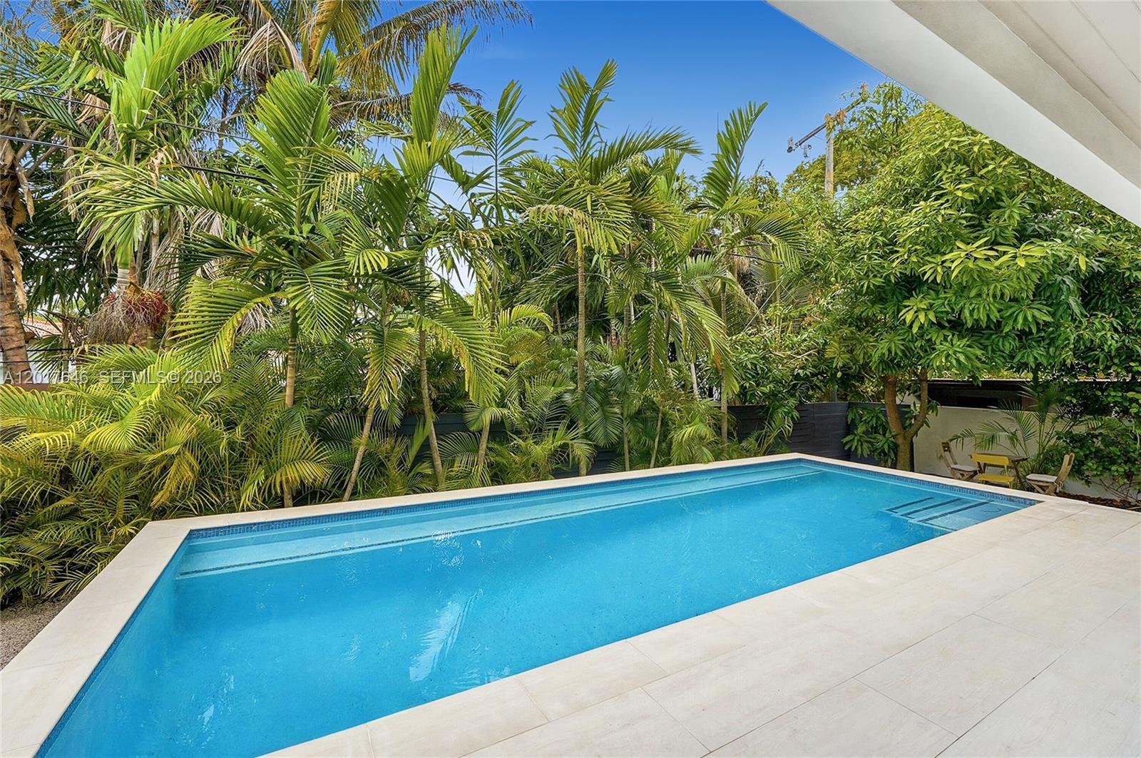 1311 Bay Dr, Miami Beach FL 33141