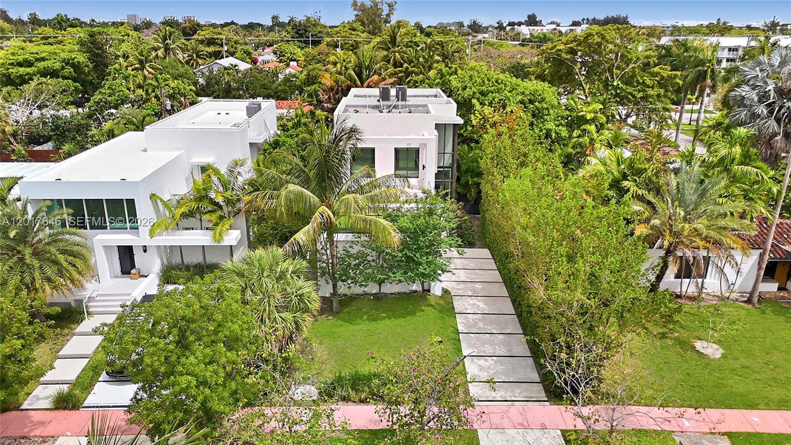 1311 Bay Dr, Miami Beach FL 33141