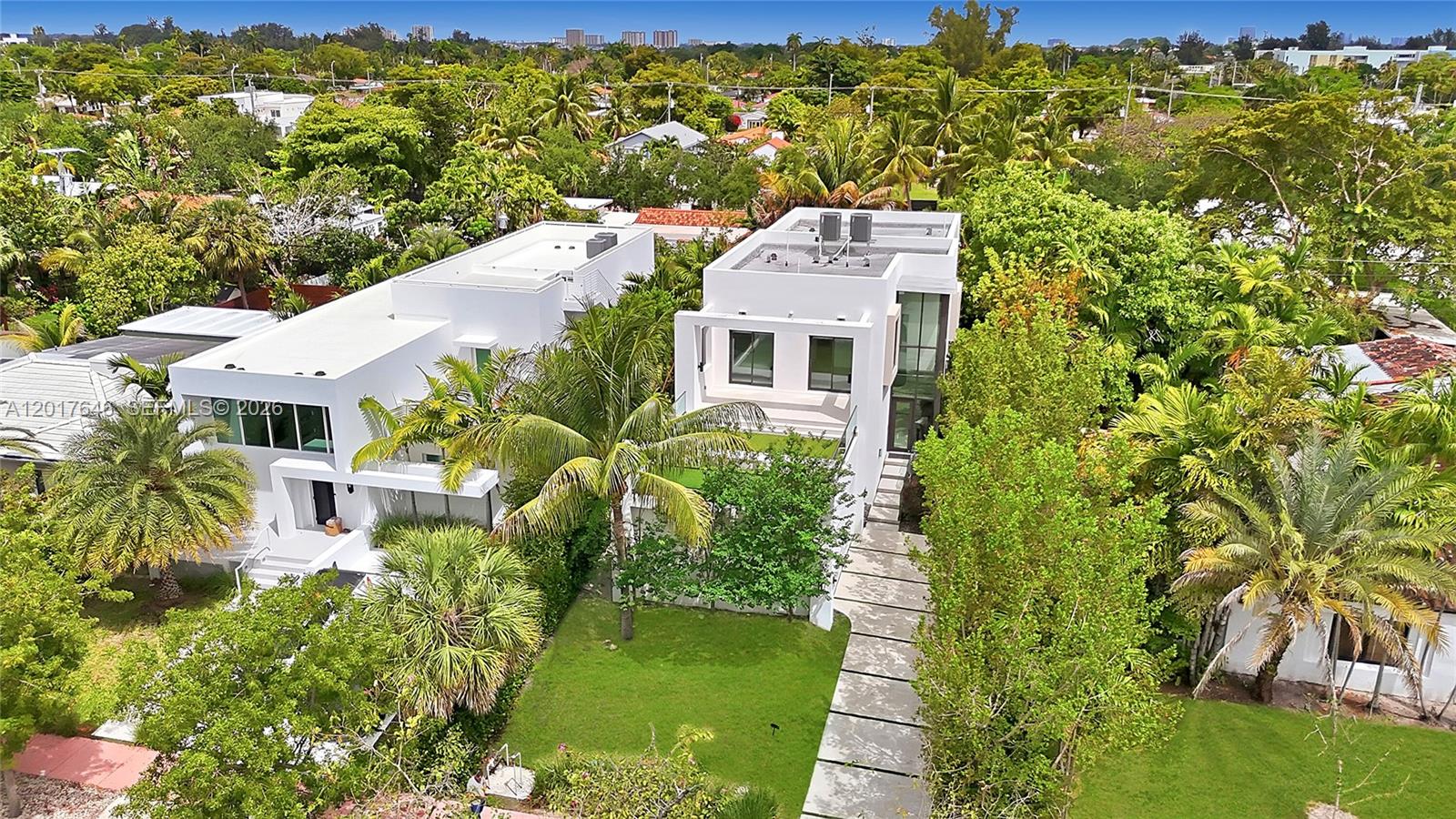 1311 Bay Dr, Miami Beach FL 33141