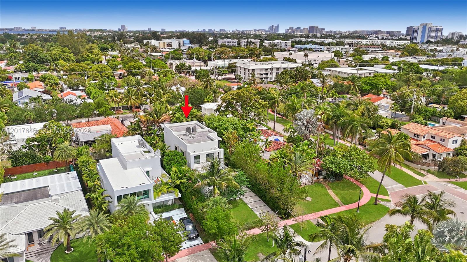 1311 Bay Dr, Miami Beach FL 33141
