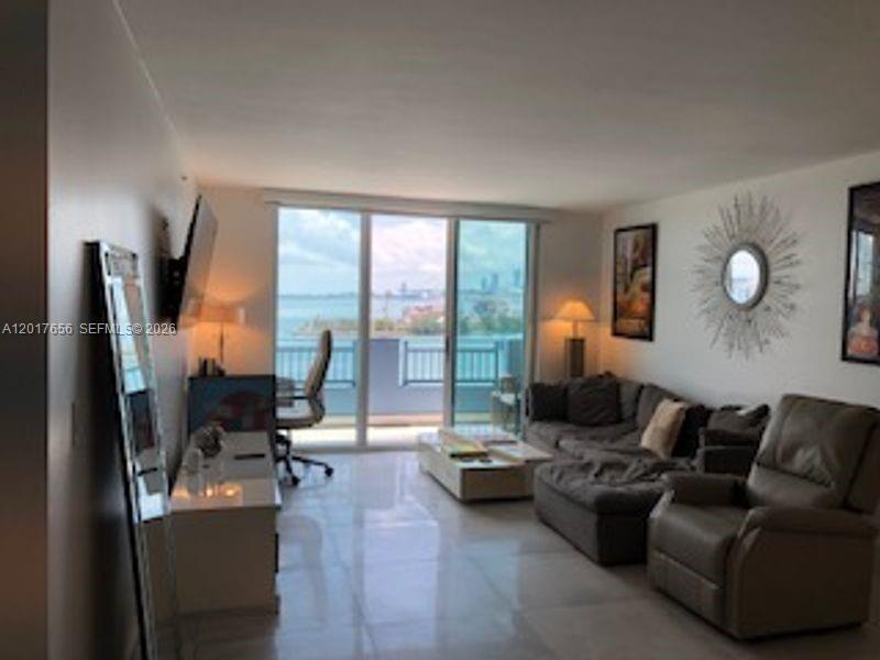90 Alton Rd #1604, Miami Beach FL 33139