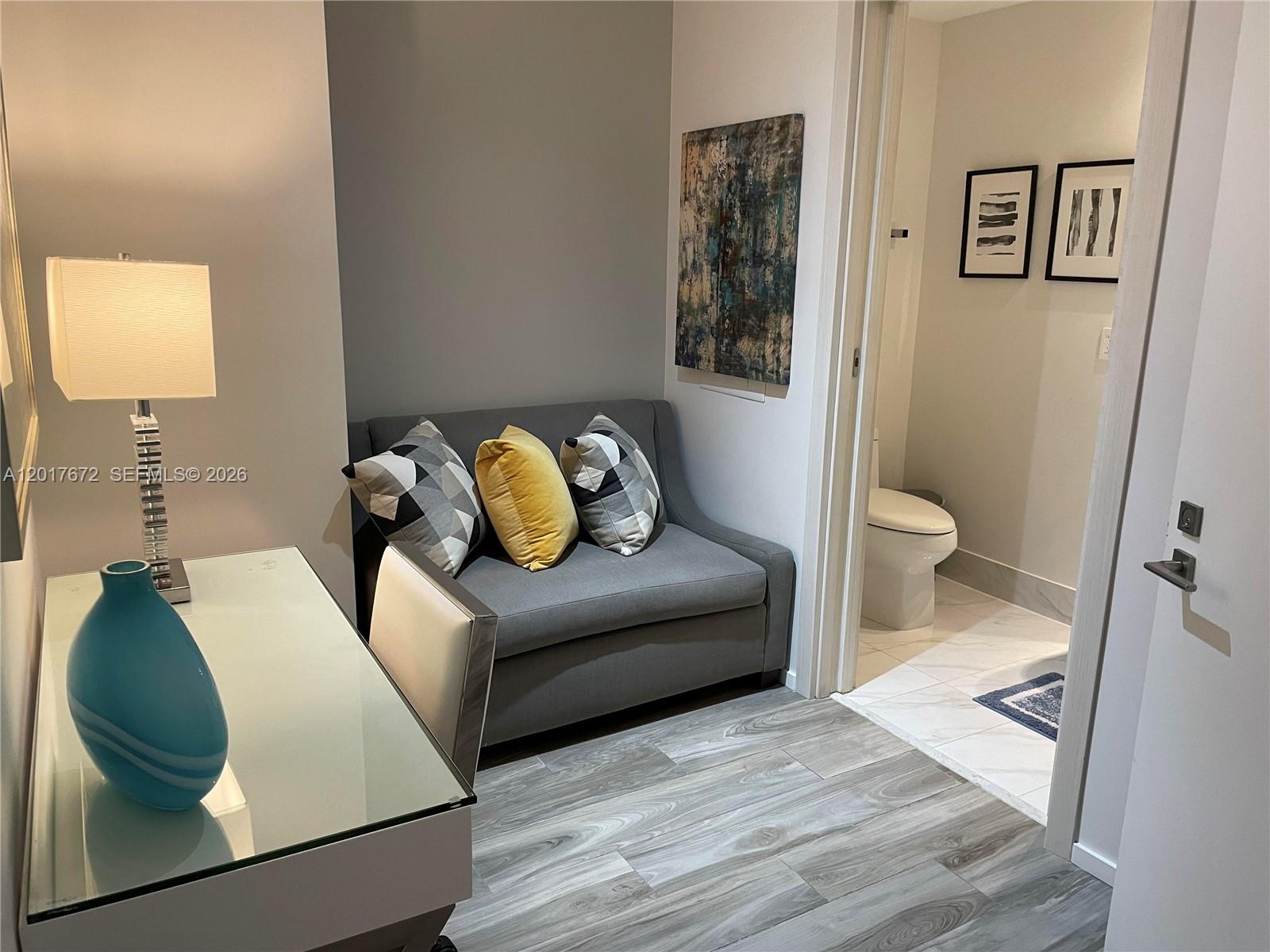 801 S Miami Ave #2108, Miami FL 33130