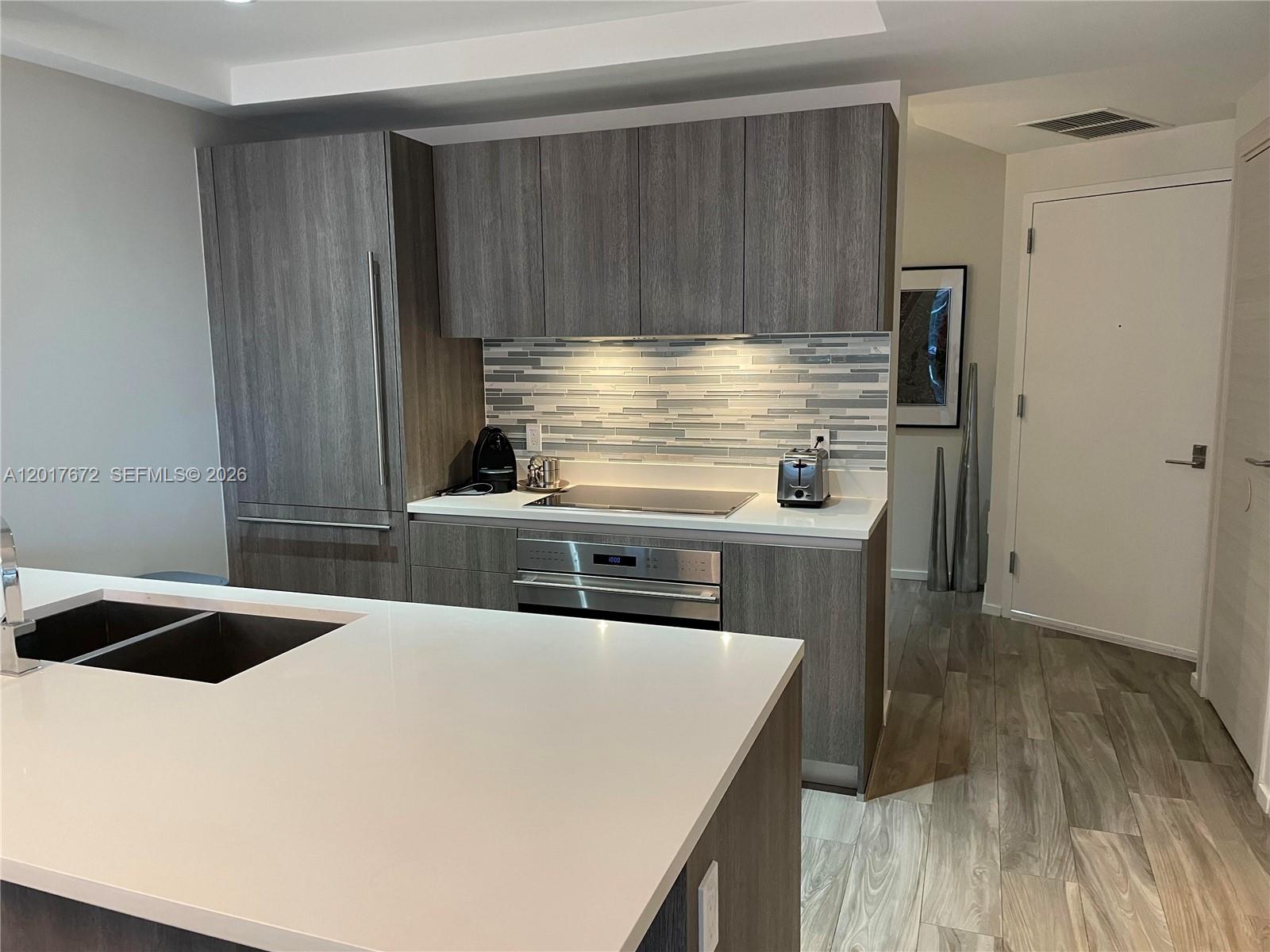 801 S Miami Ave #2108, Miami FL 33130