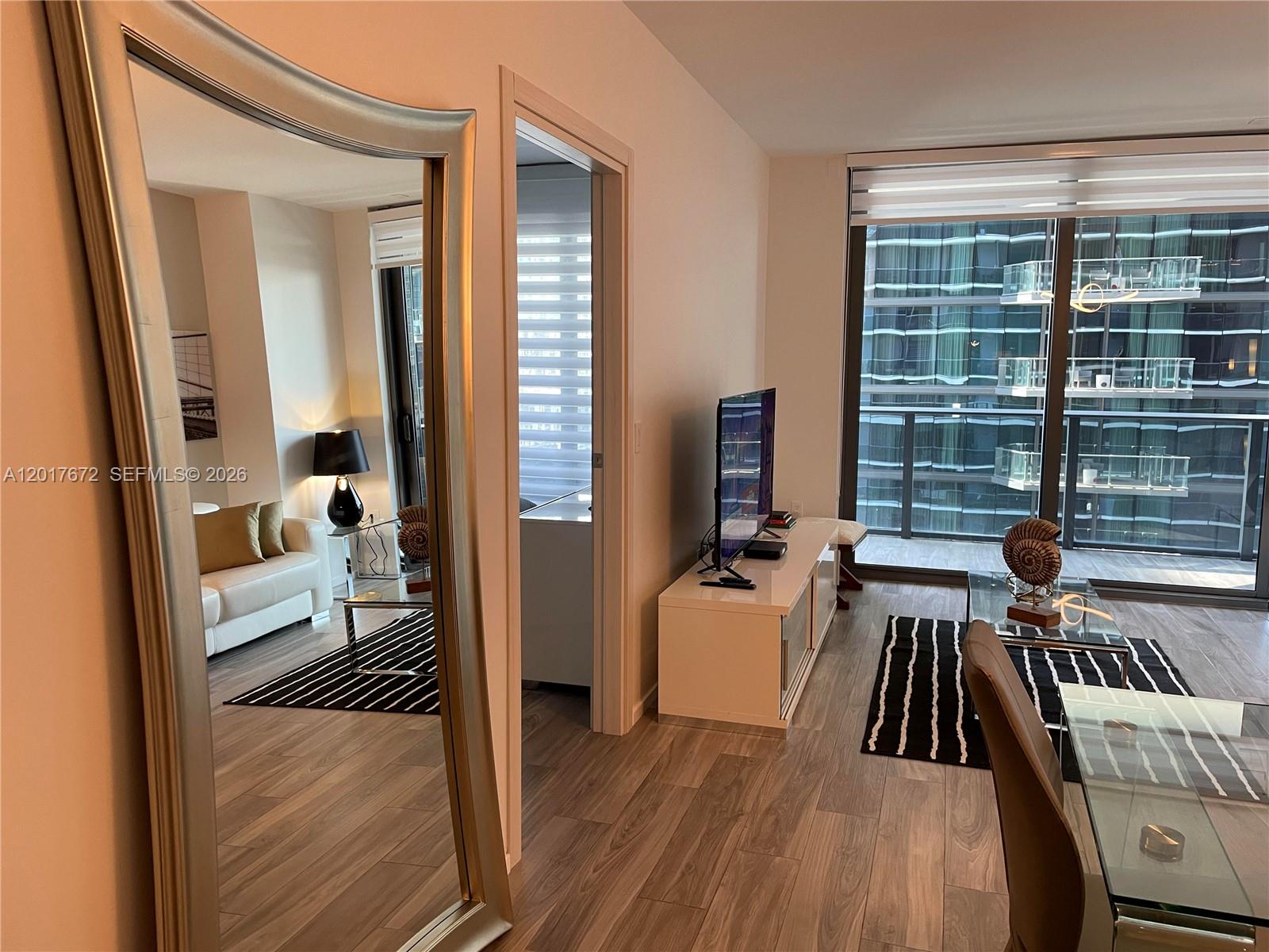 801 S Miami Ave #2108, Miami FL 33130