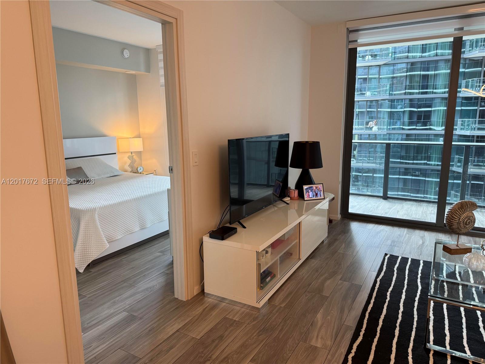 801 S Miami Ave #2108, Miami FL 33130