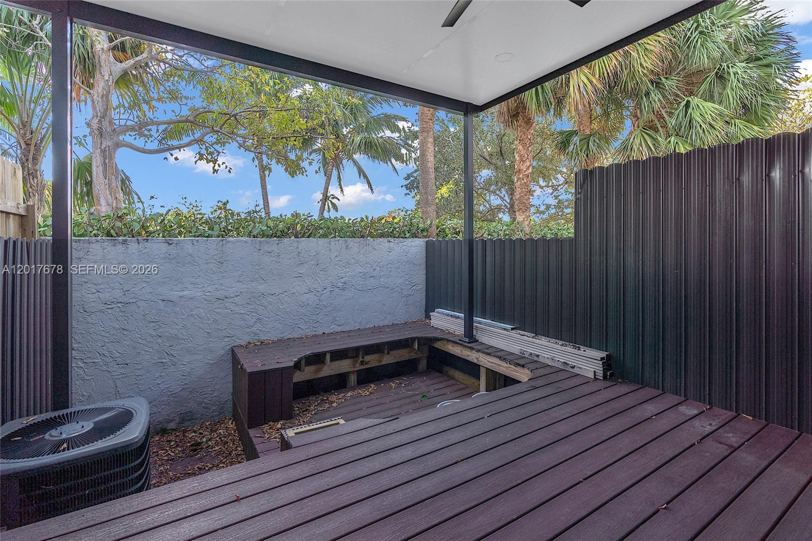 1901 NW S River Dr #28C, Miami FL 33125