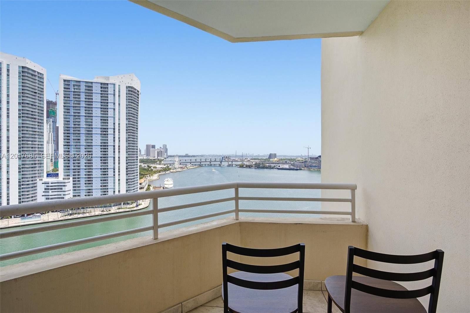 888 Brickell Key Dr #2010, Miami FL 33131