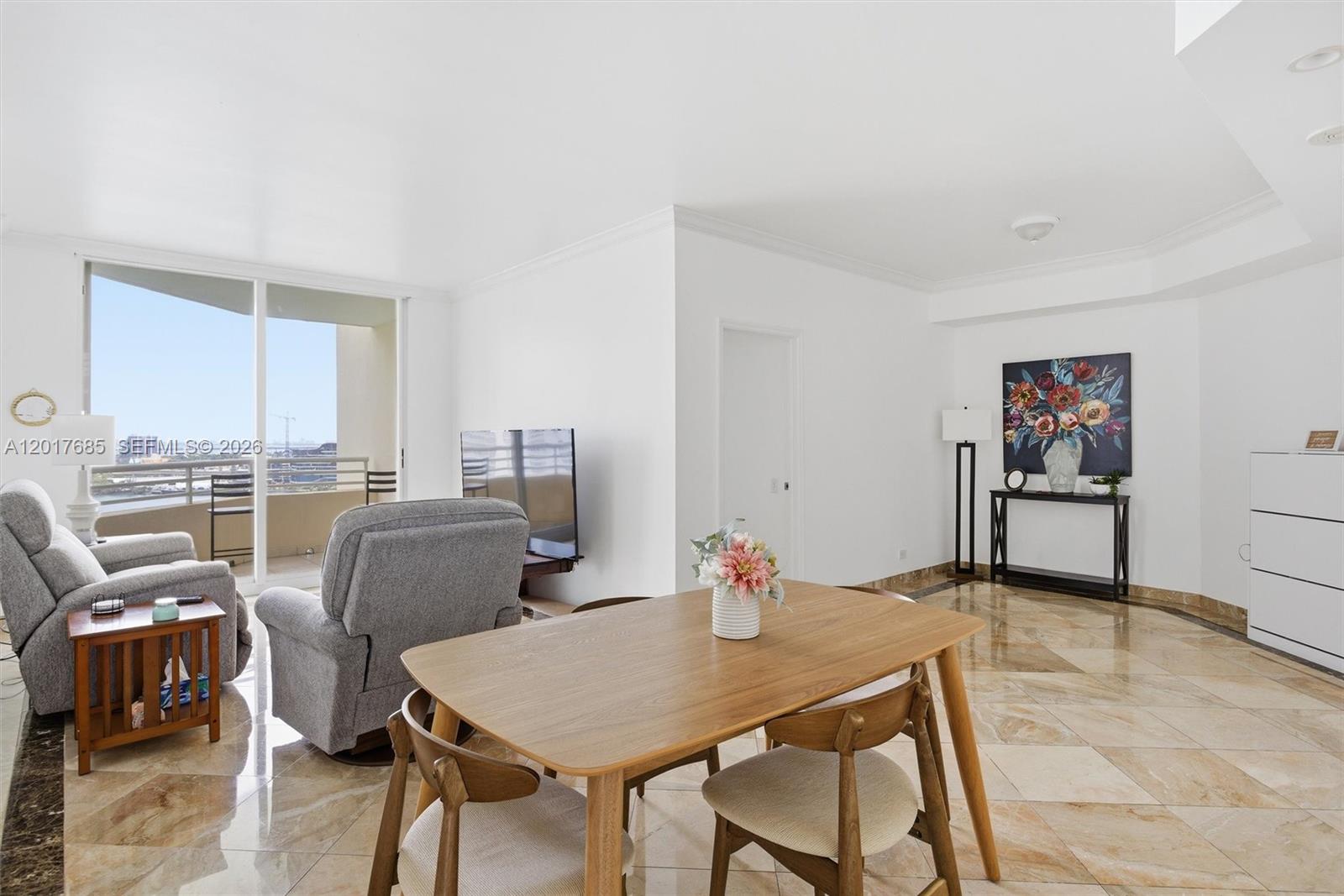 888 Brickell Key Dr #2010, Miami FL 33131