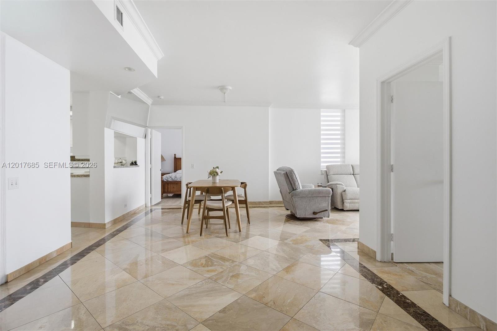 888 Brickell Key Dr #2010, Miami FL 33131