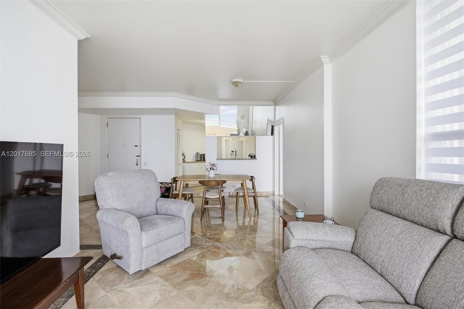 888 Brickell Key Dr #2010, Miami FL 33131