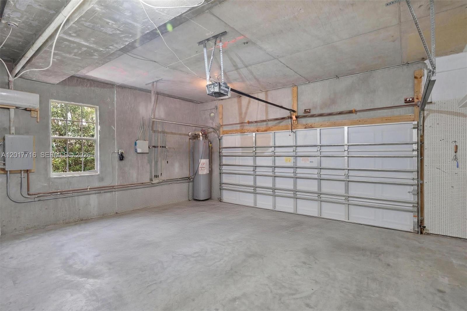 2310 Bayview Ln, North Miami FL 33181