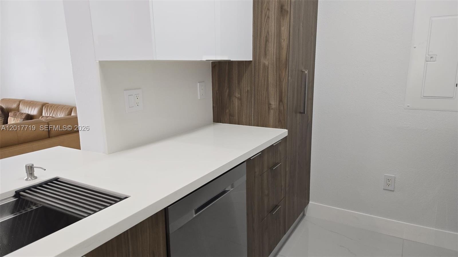 230 SW 117th Ter #202, Pembroke Pines FL 33025
