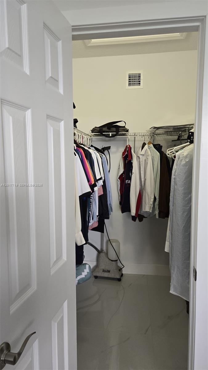230 SW 117th Ter #202, Pembroke Pines FL 33025