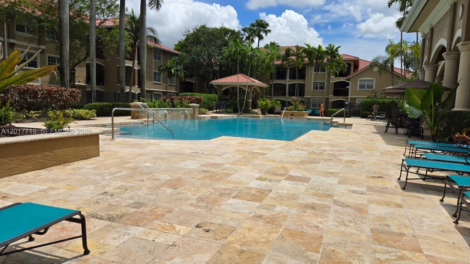 230 SW 117th Ter #202, Pembroke Pines FL 33025