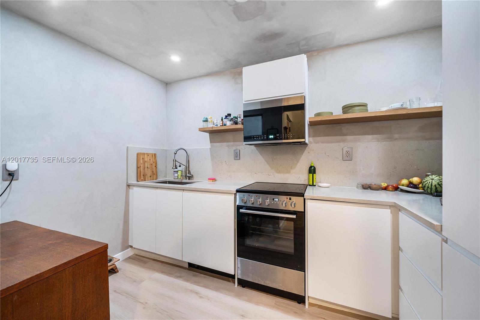 1900 Meridian Ave #204, Miami Beach FL 33139