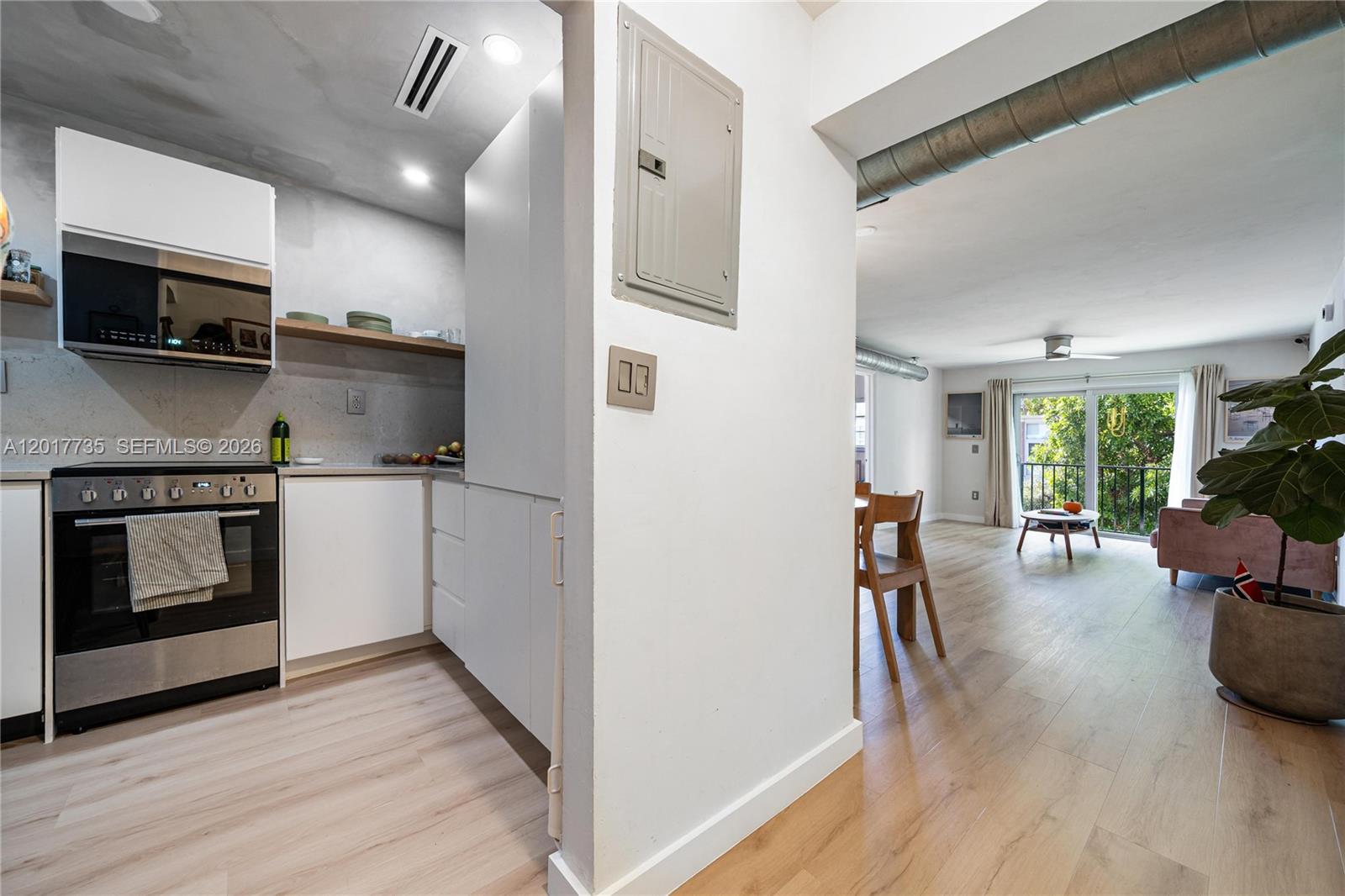 1900 Meridian Ave #204, Miami Beach FL 33139