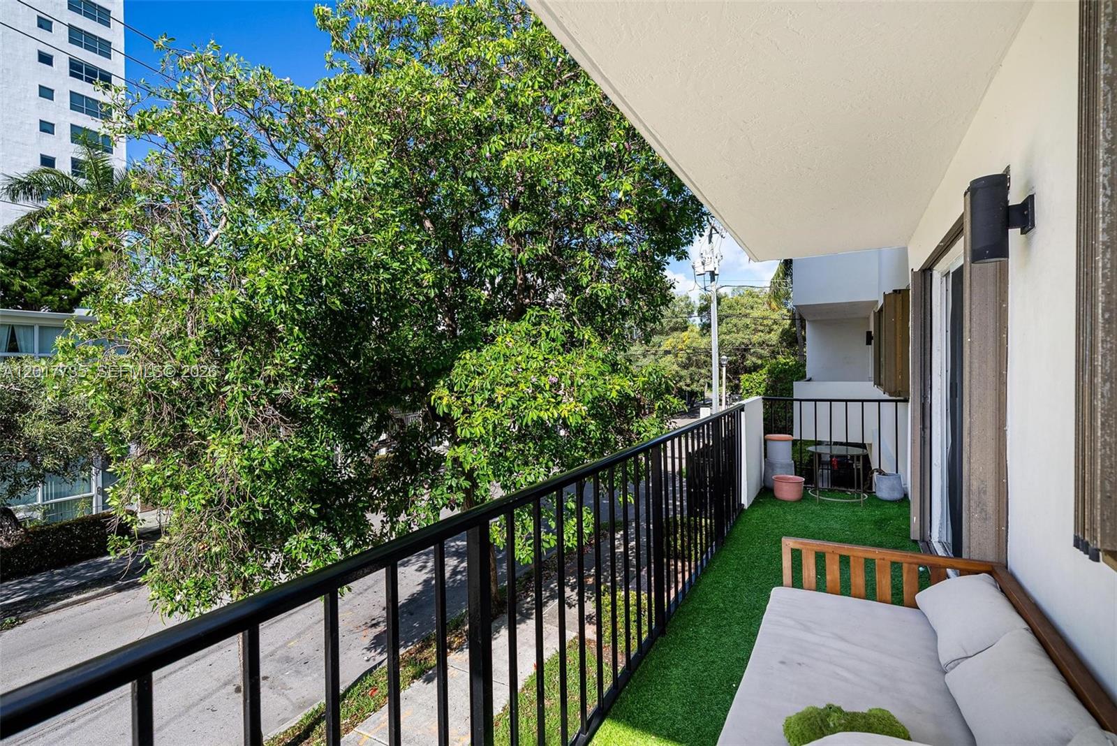 1900 Meridian Ave #204, Miami Beach FL 33139