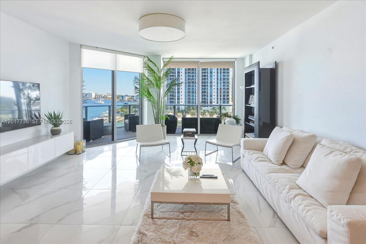17301 Biscayne Blvd #605, North Miami Beach FL 33160