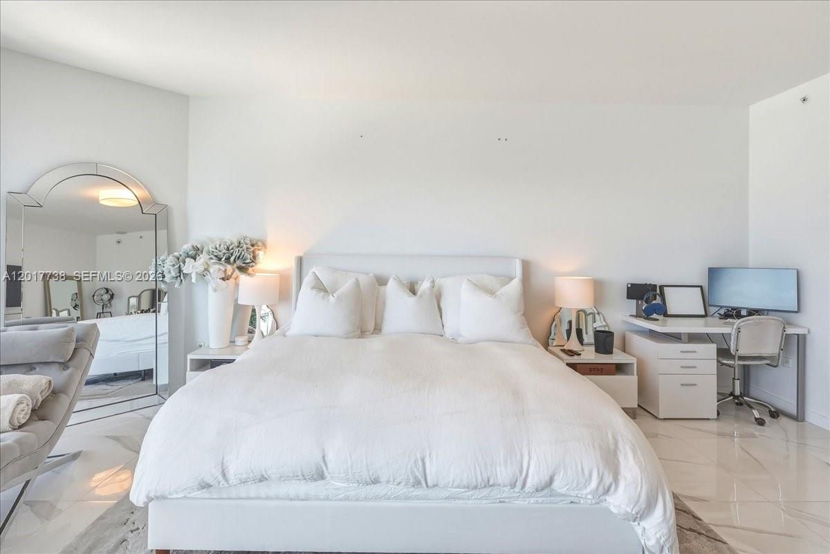 17301 Biscayne Blvd #605, North Miami Beach FL 33160