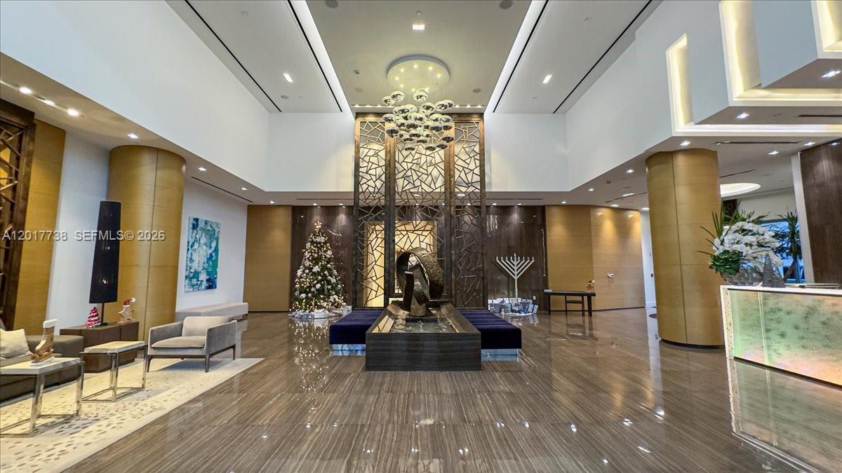 17301 Biscayne Blvd #605, North Miami Beach FL 33160