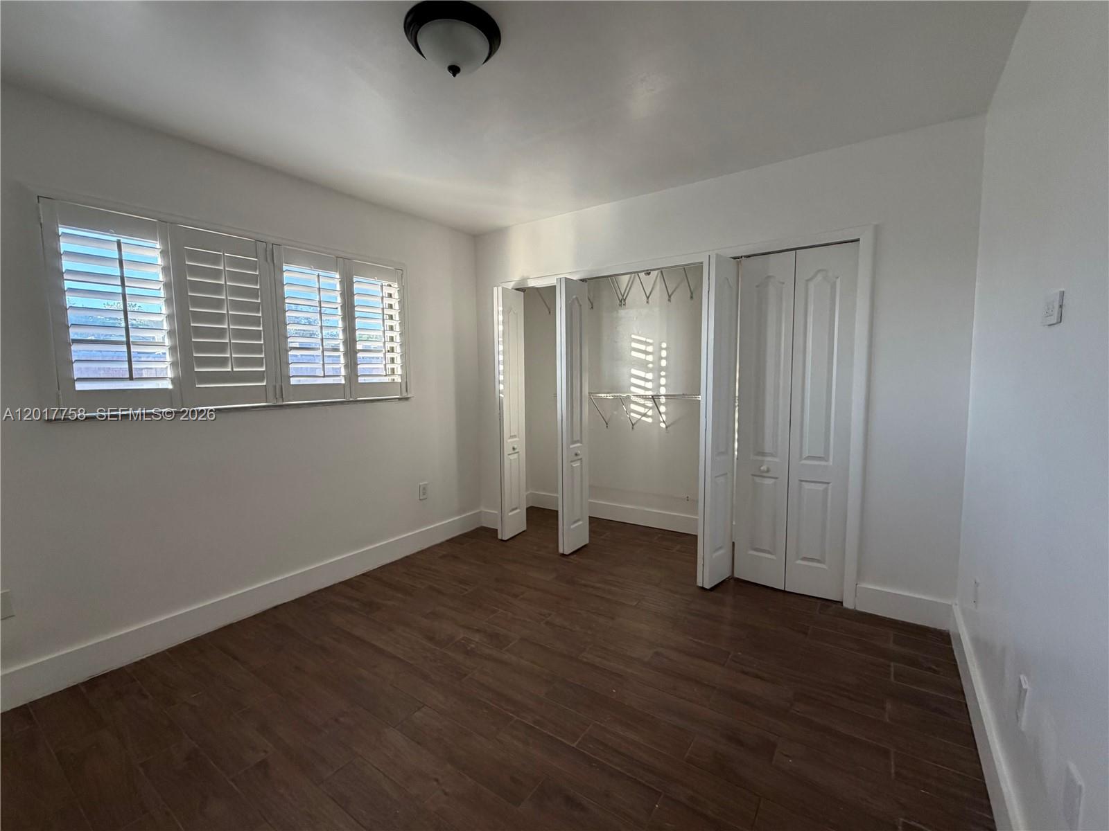 421 Swallow Dr #12, Miami Springs FL 33166