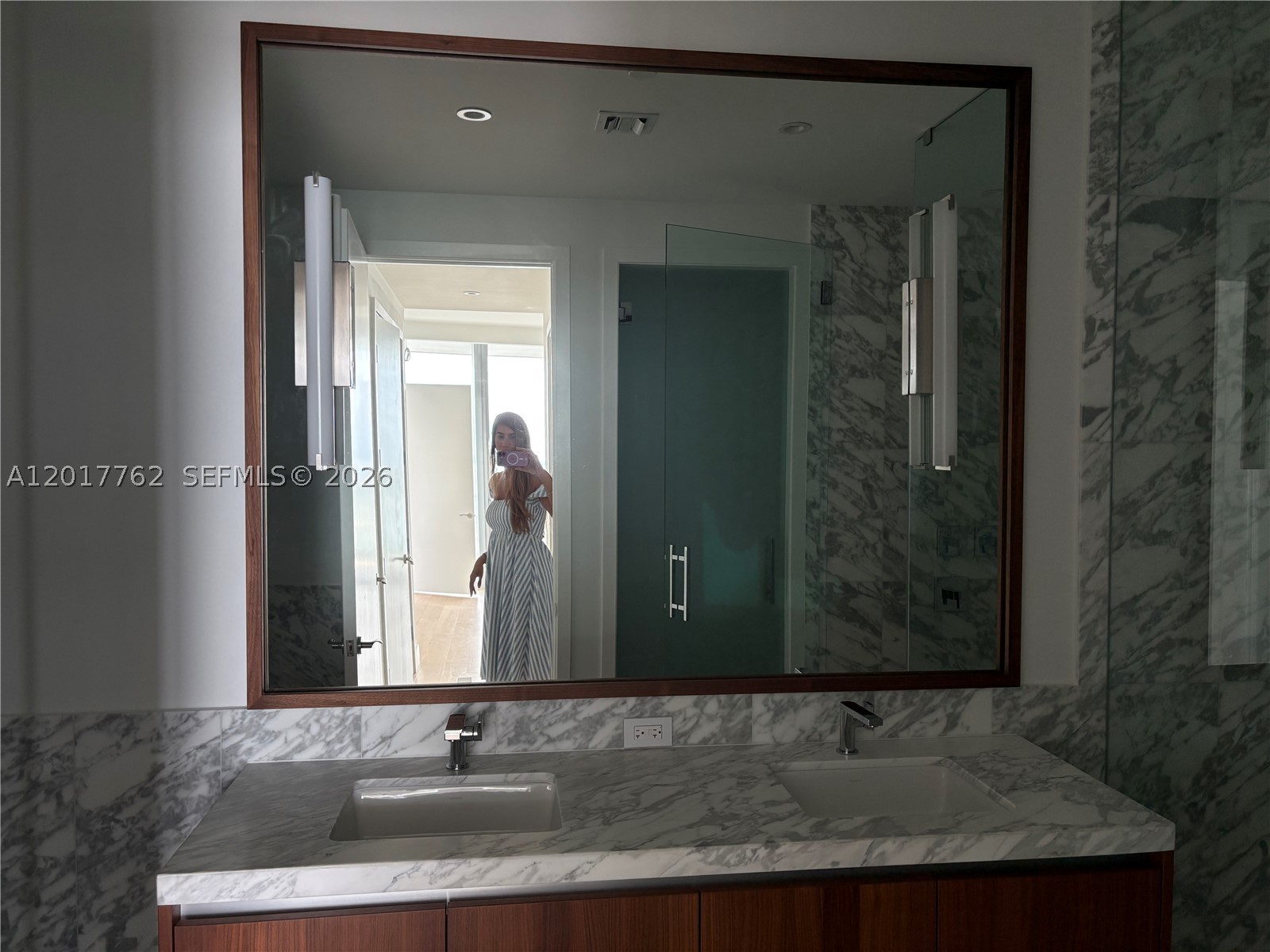 175 SE 25 Road #602, Miami FL 33129