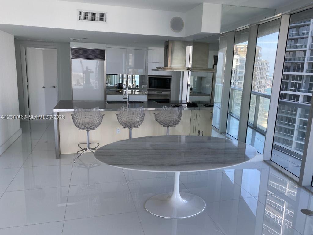 495 Brickell Ave #2902, Miami FL 33131