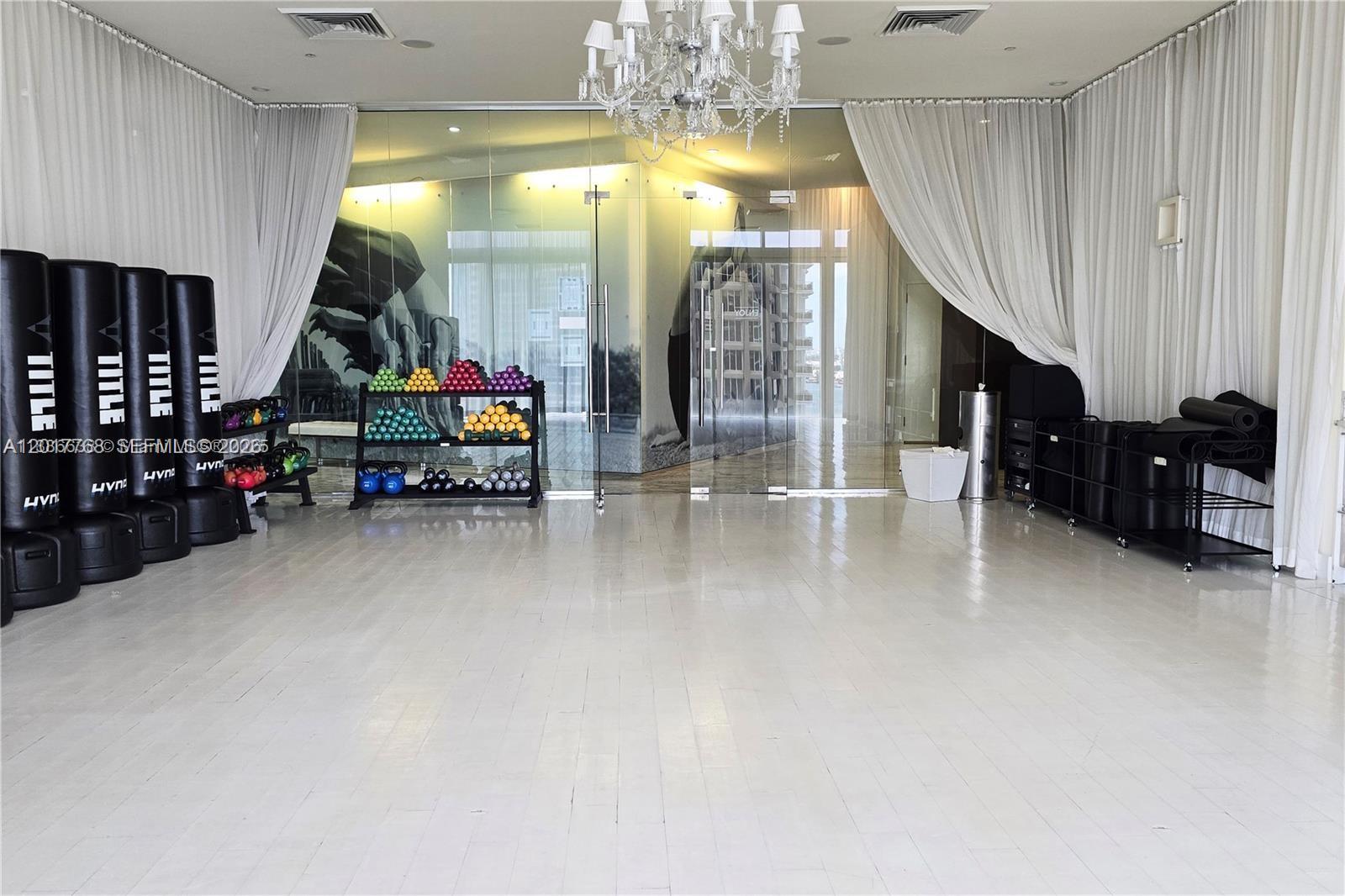 495 Brickell Ave #2902, Miami FL 33131