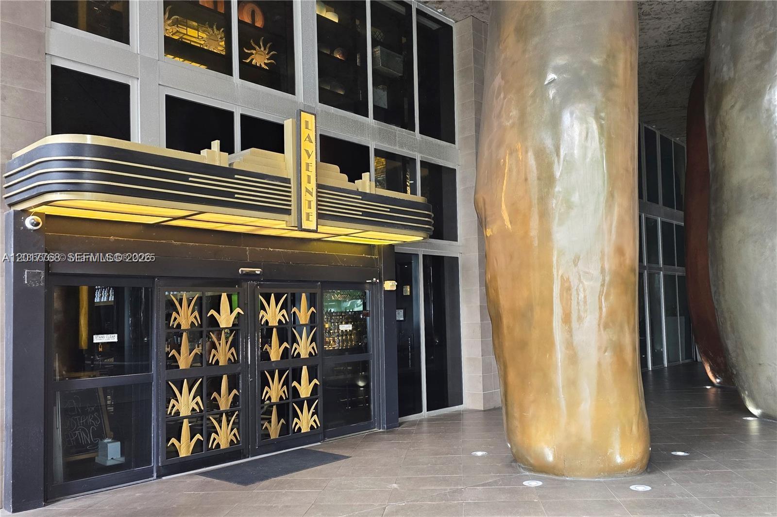 495 Brickell Ave #2902, Miami FL 33131