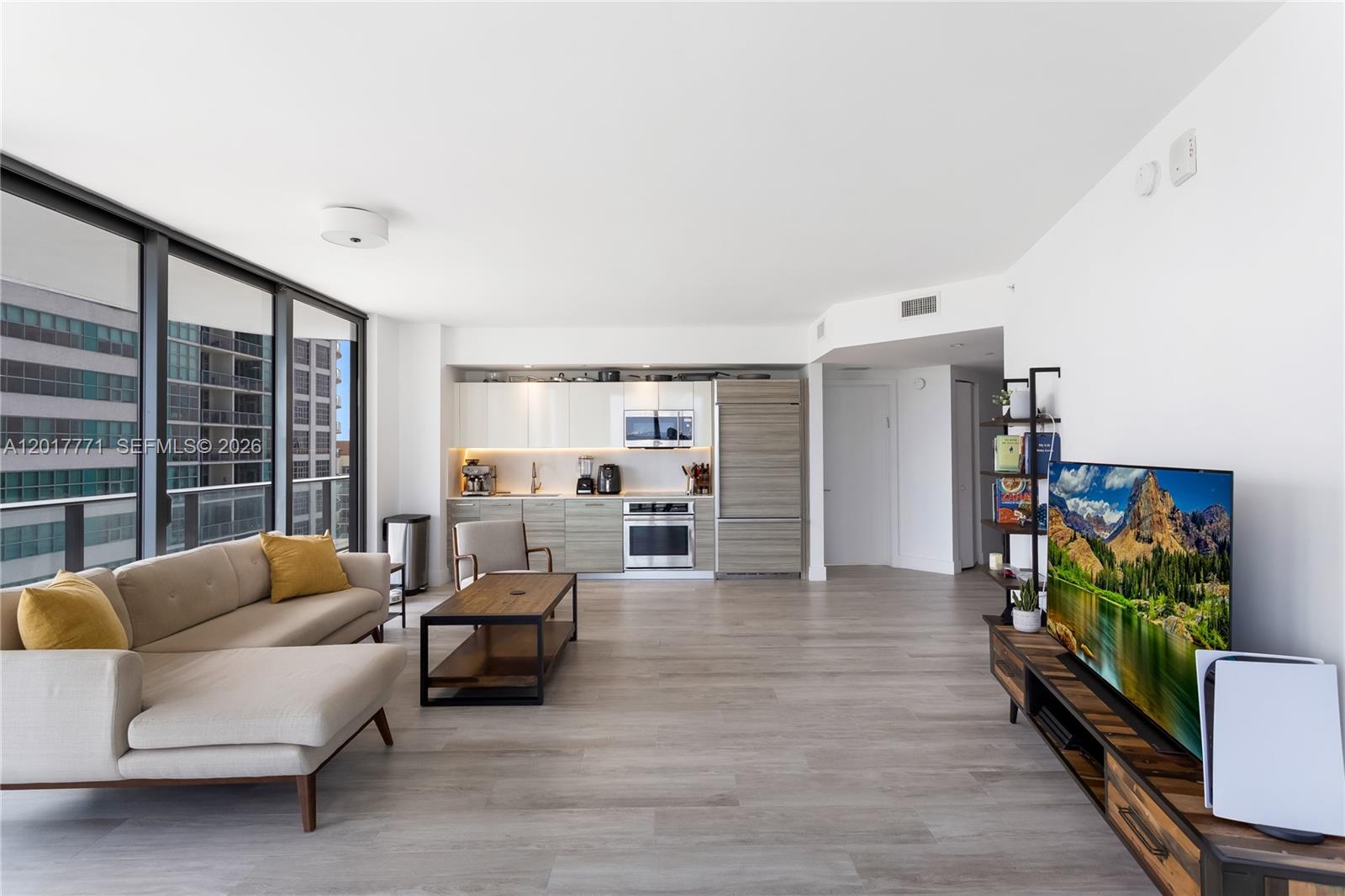 121 NE 34th St #1204, Miami FL 33137