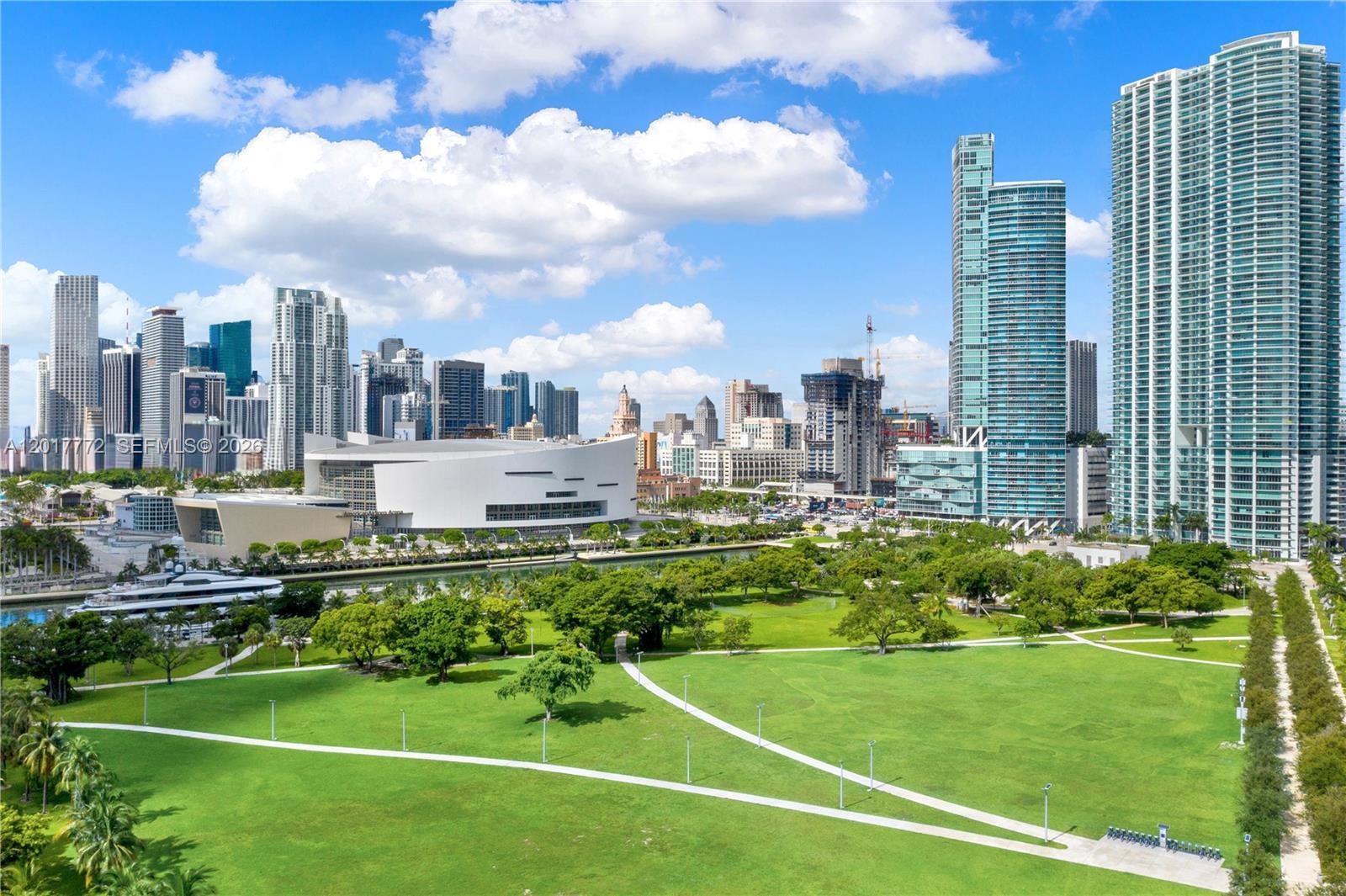 900 Biscayne Blvd #4205, Miami FL 33132