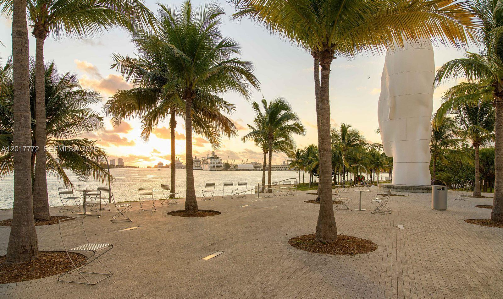 900 Biscayne Blvd #4205, Miami FL 33132