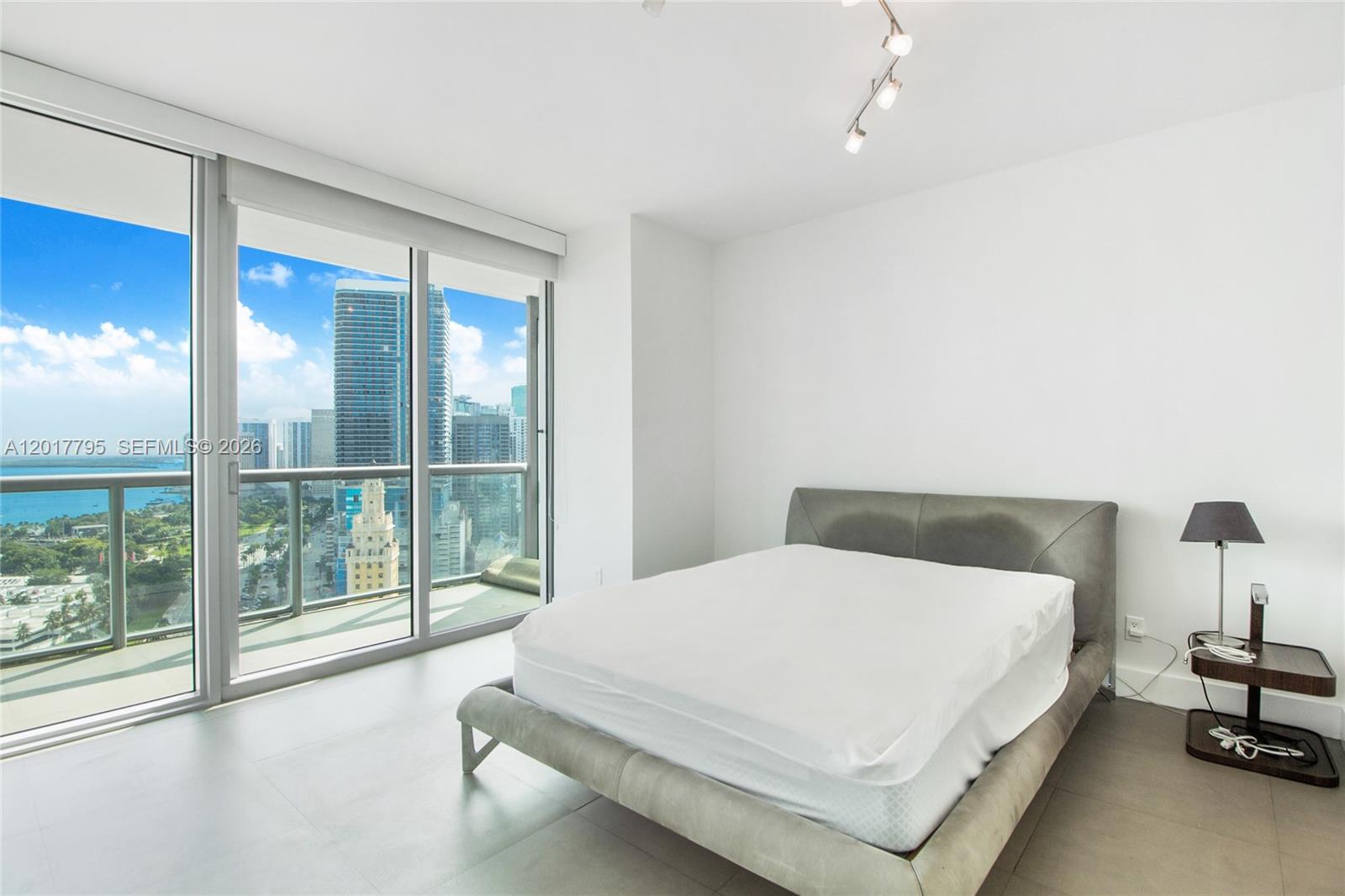888 Biscayne Blvd #2705, Miami FL 33132