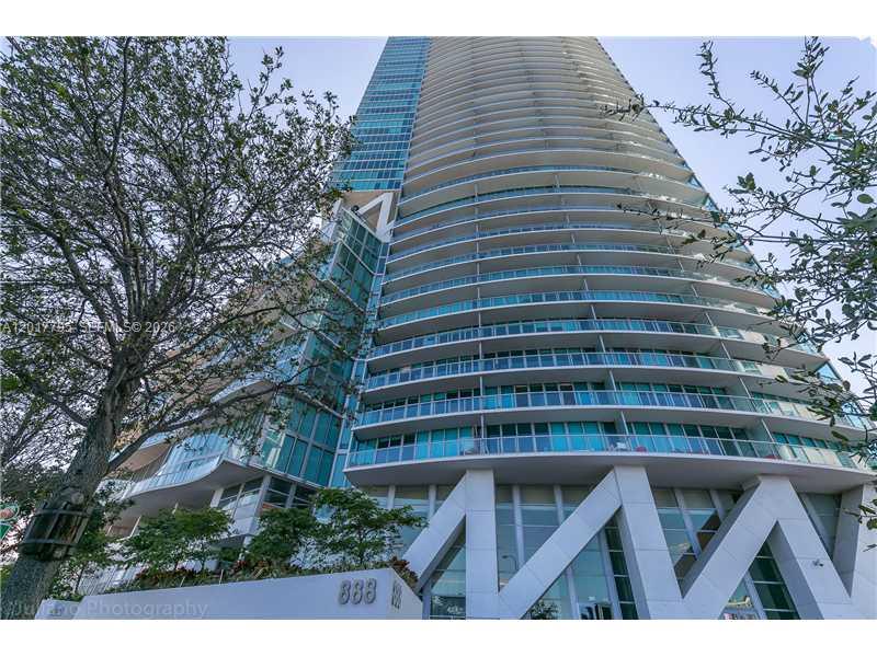 888 Biscayne Blvd #2705, Miami FL 33132
