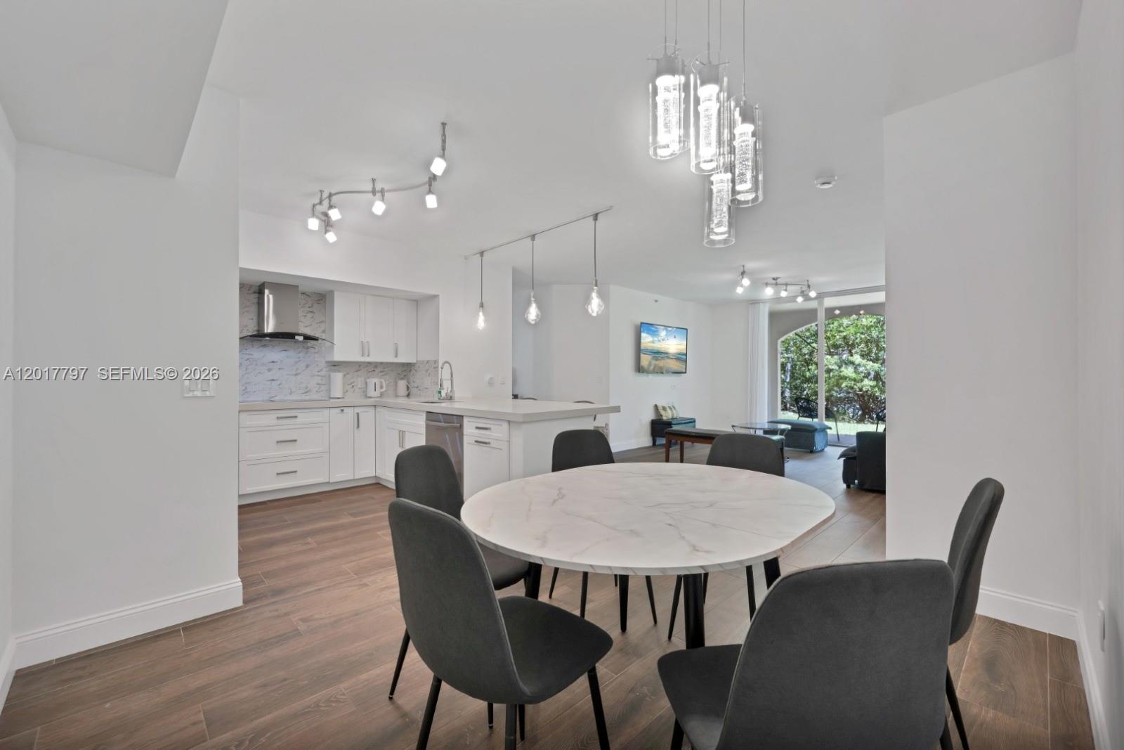 19601 E Country Club Dr #7108, Aventura FL 33180