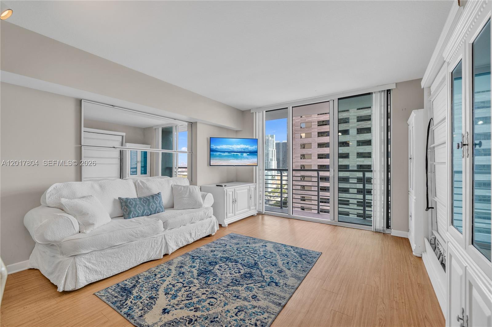 335 S Biscayne Blvd #2706, Miami FL 33131