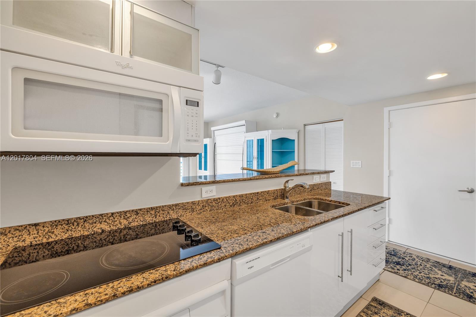 335 S Biscayne Blvd #2706, Miami FL 33131