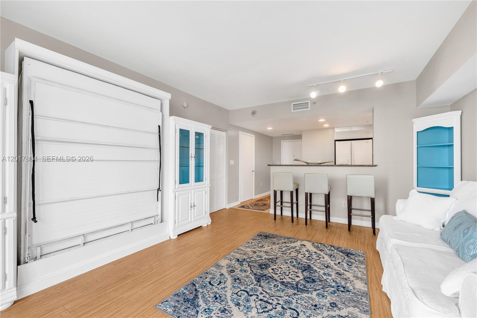 335 S Biscayne Blvd #2706, Miami FL 33131