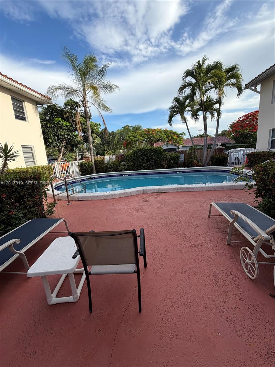 2591 NE 55TH CT #202, Fort Lauderdale FL 33308