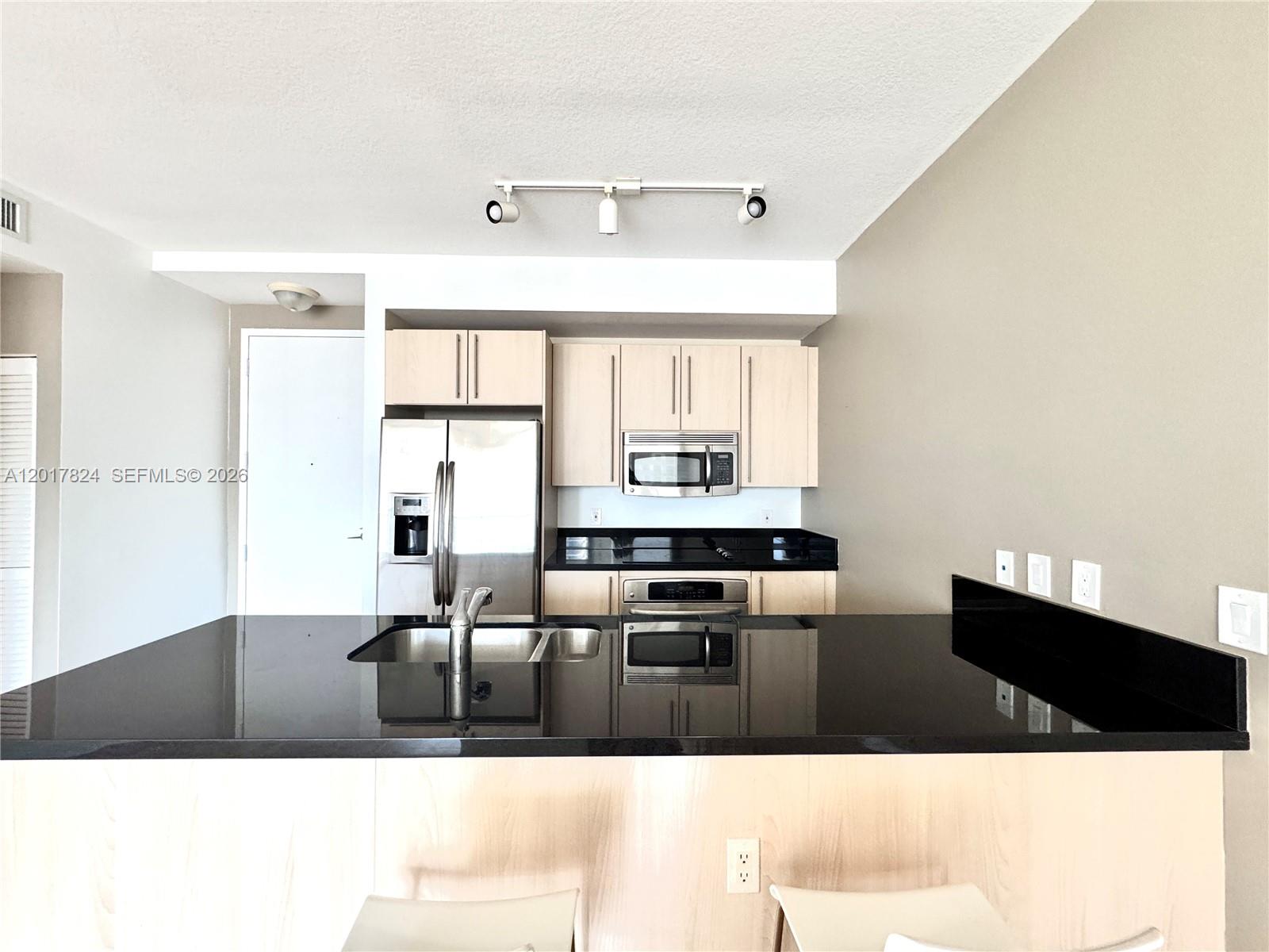 1111 SW 1st Ave #3524-N, Miami FL 33130