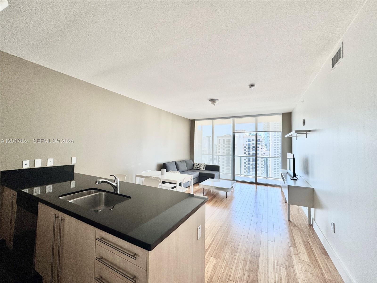 1111 SW 1st Ave #3524-N, Miami FL 33130