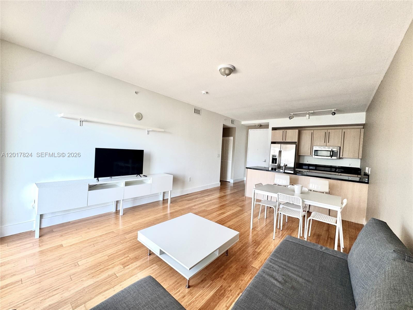 1111 SW 1st Ave #3524-N, Miami FL 33130